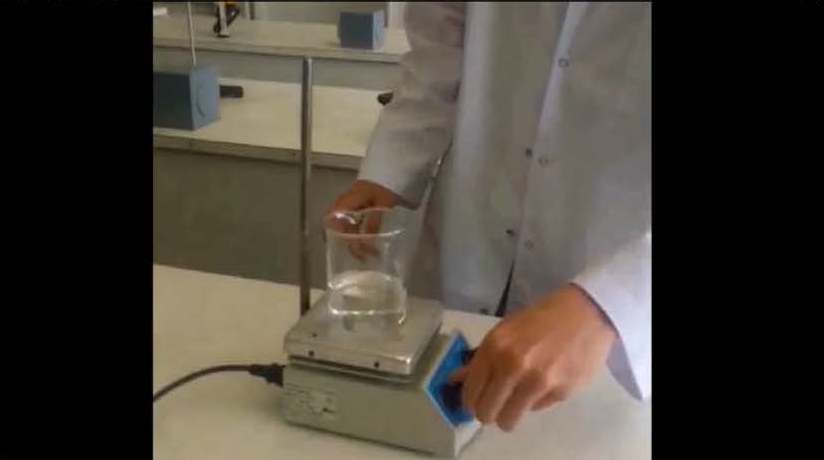 Vídeo del concurso Aquí Hay Química sobre el pegamento casero